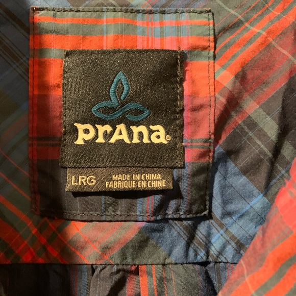 Shirt - Picture 2 of 3